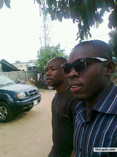 obie n totoh - click for next photo
