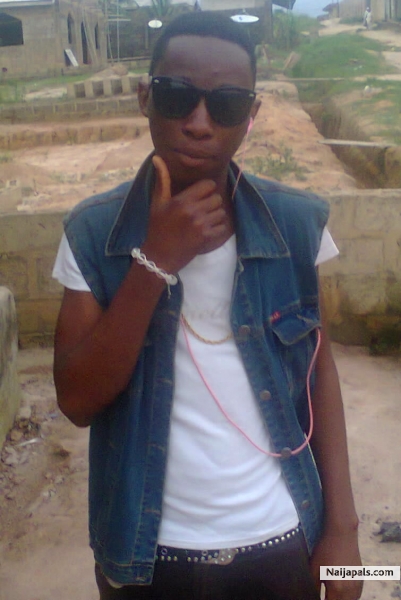  - click for next photo