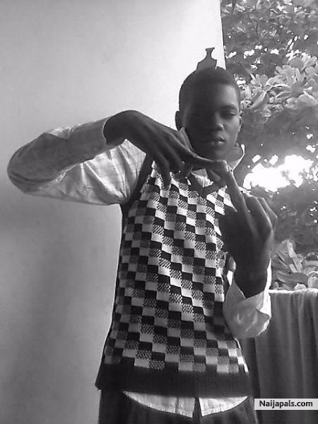  - click for next photo