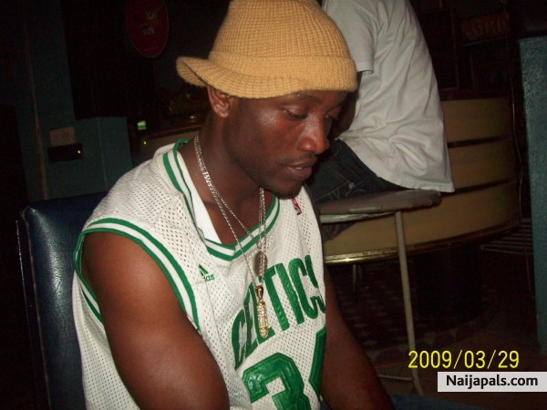 - click for next photo