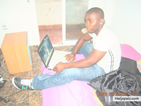  - click for next photo