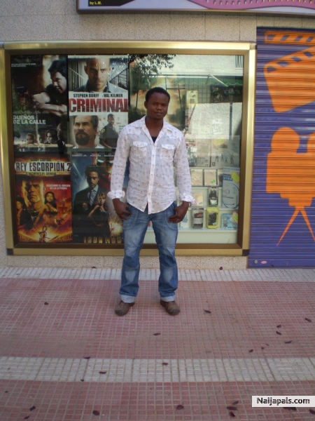  - click for next photo