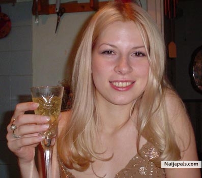 i am rose - click for next photo