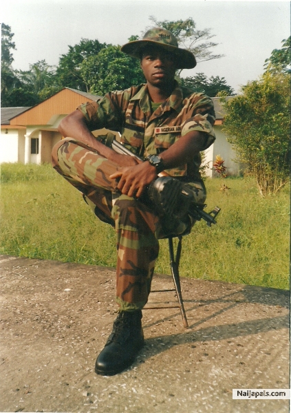 Managerial Officer - click for next photo