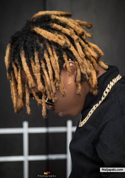 Young B - Dat Lover Boy - click for next photo