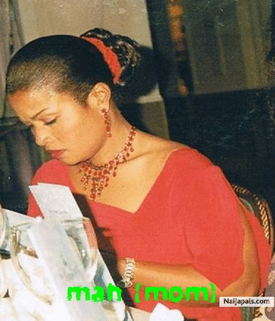 my ma:) shεz my εяяy' thiиq p.s.: bεαuty яuиs iи thεε fαm..lls - click for next photo