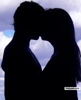 DOUBLE KISS - click for next photo