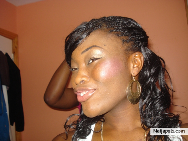  - click for next photo