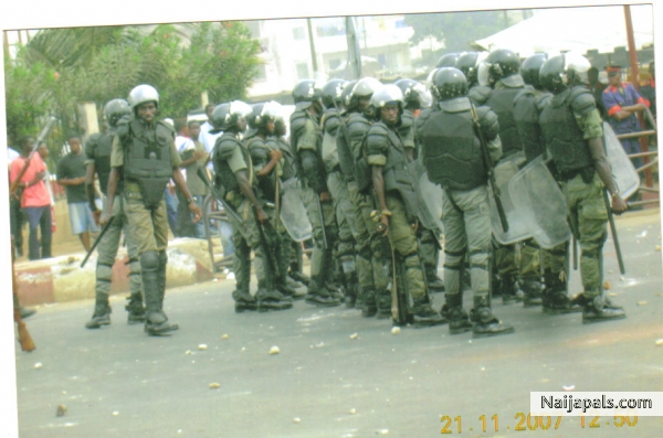 Riot policemen - click for next photo