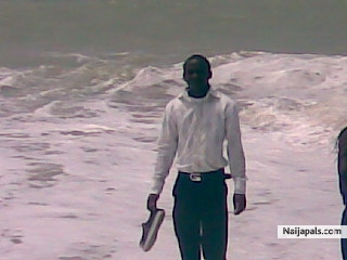  - click for next photo