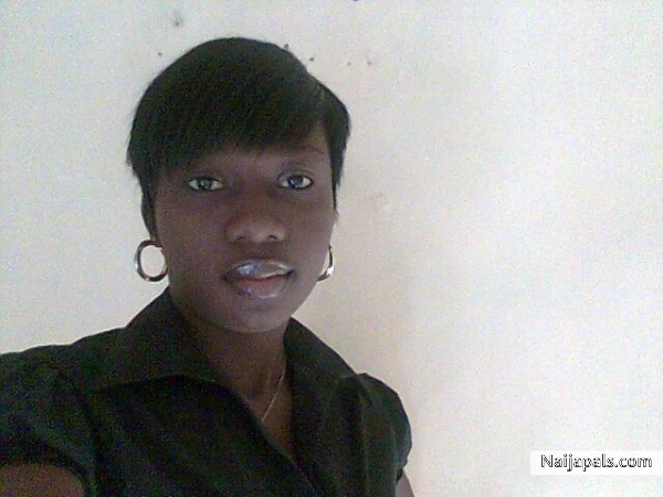 yewande - click for next photo
