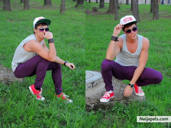  - click for next photo
