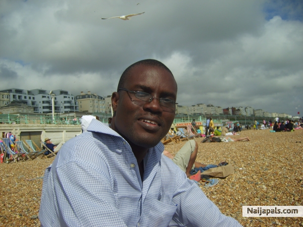 coolinf off in brighton - click for next photo