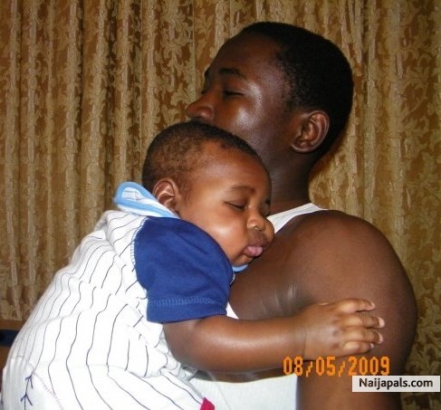 gettin the feelin of hw to be a father....lol - click for next photo