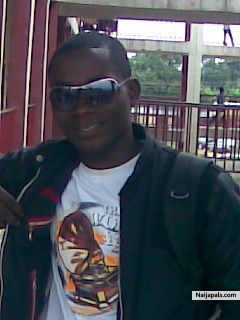 Aidy - click for next photo