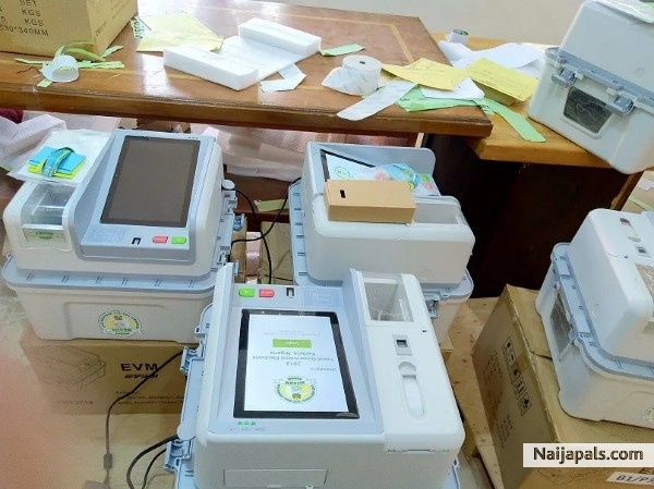 you NO.1 can watch as your Naijapals.com document is been approved by printing. - click for next photo