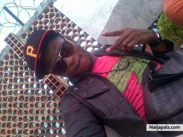  - click for next photo
