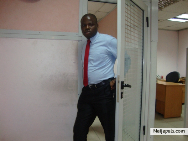 office look - click for next photo