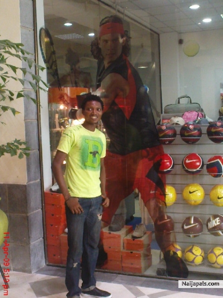  - click for next photo
