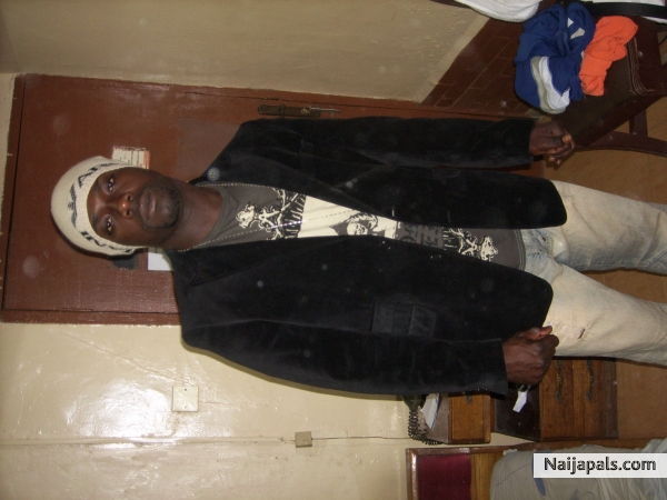  - click for next photo