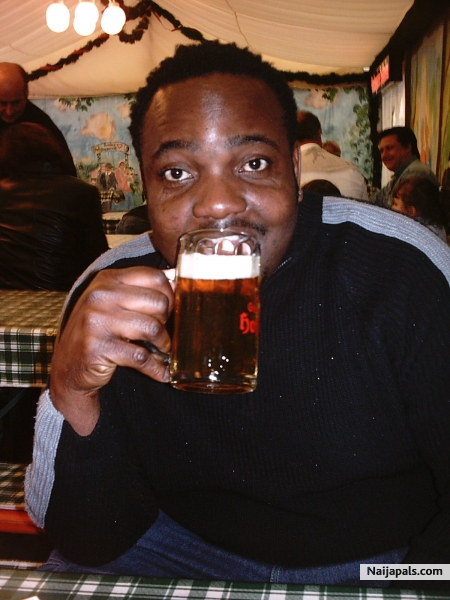 cheers - click for next photo
