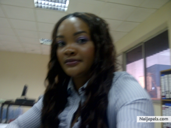 De wonderful Accountant! - click for next photo