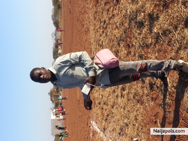  - click for next photo
