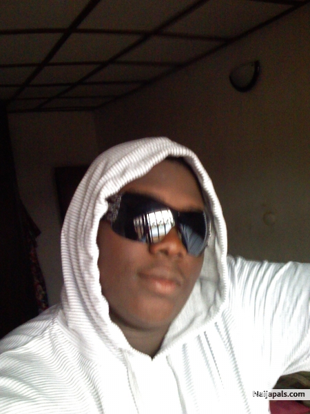 chillin!!! - click for next photo