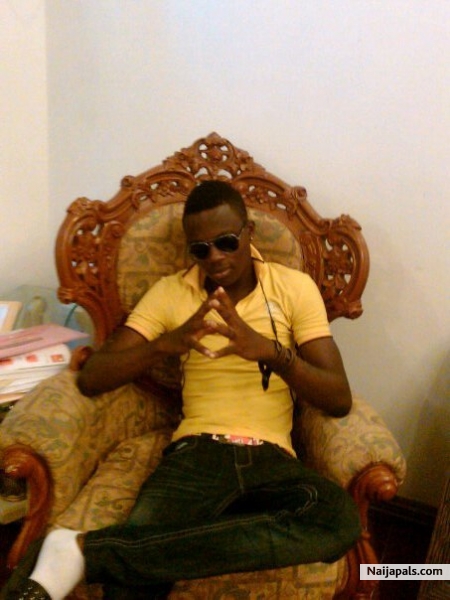 just me.. chilling - click for next photo