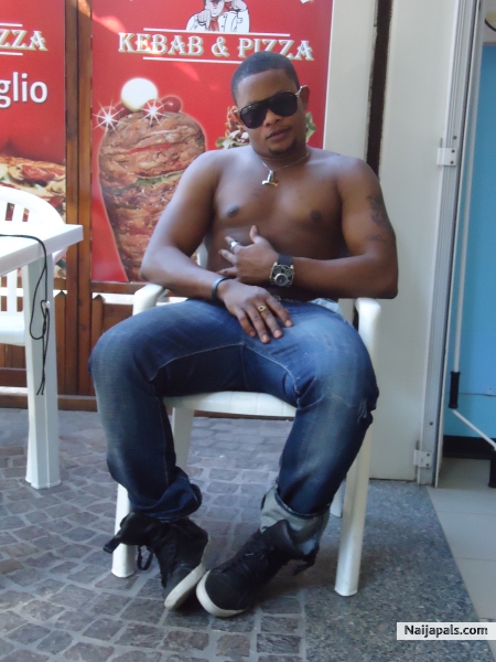  - click for next photo