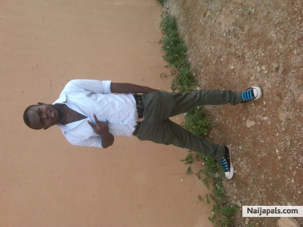 i - click for next photo