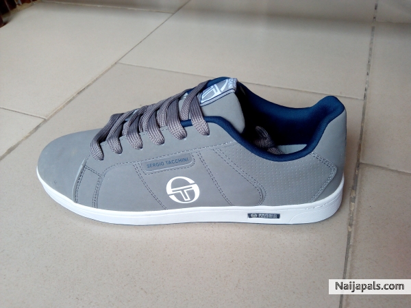 Great sneakers. - click for next photo