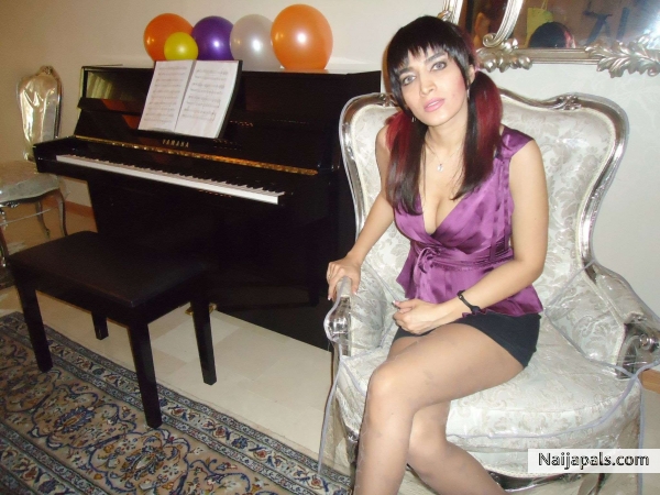  - click for next photo