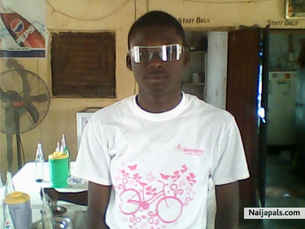 robzi' s world - click for next photo