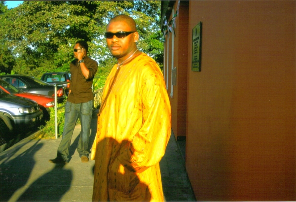  - click for next photo