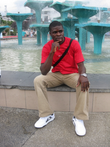  - click for next photo