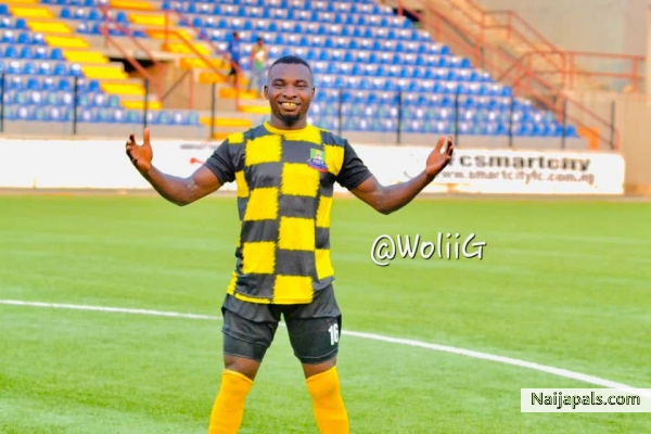 Match winner, Okere - click for next photo