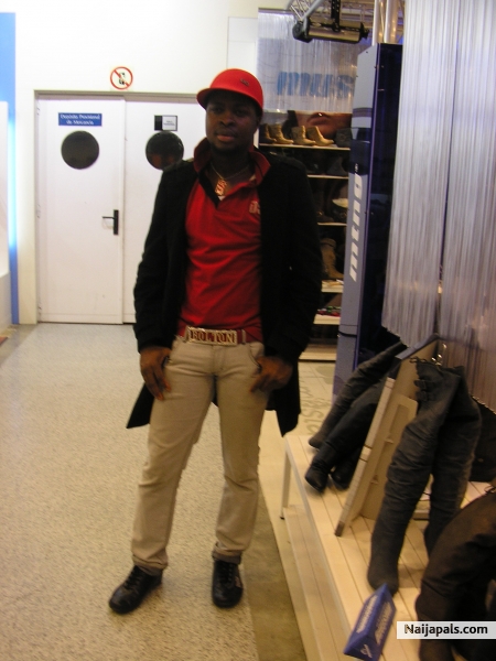  - click for next photo