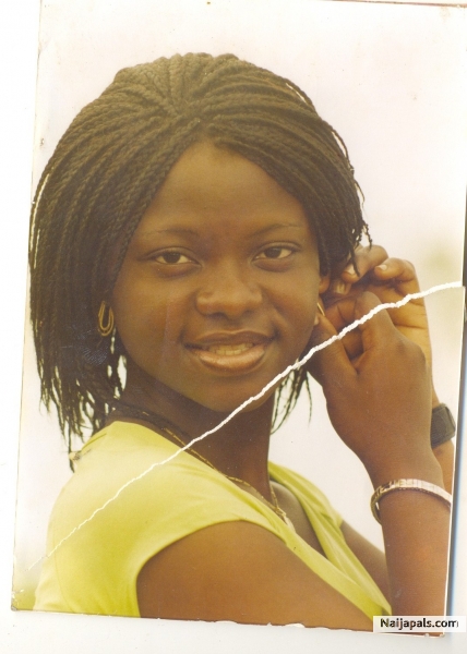 waoo..swetiest babe - click for next photo