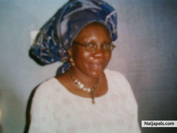 ADERONKE - click for next photo