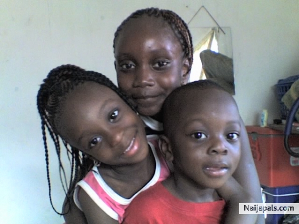 me sister nd cousins - click for next photo