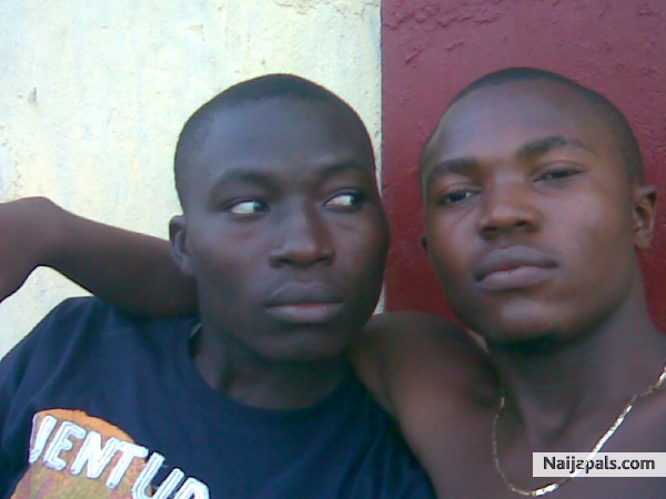 Kzee and Ahmed my friends - click for next photo