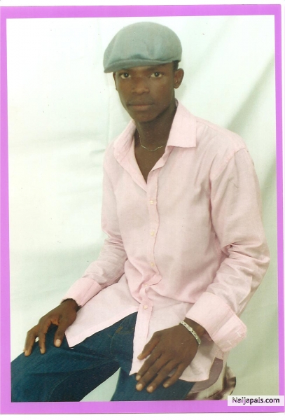  - click for next photo