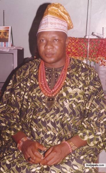 Chief Knight Odiba - click for next photo
