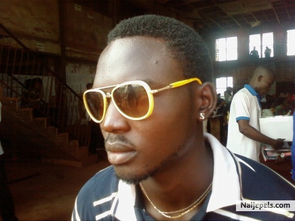  - click for next photo