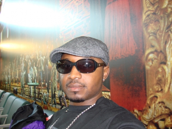 ...9ja Mafioso - click for next photo