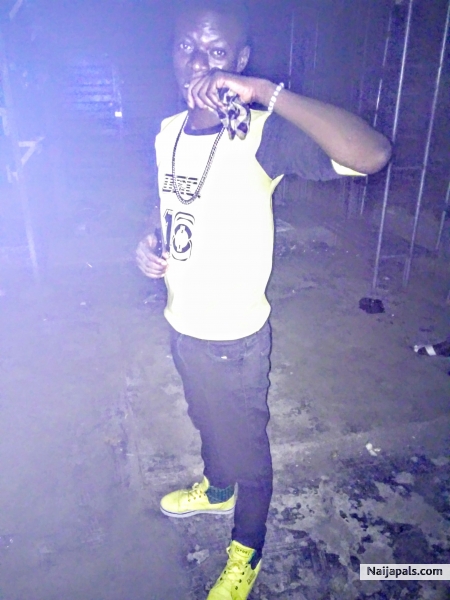  - click for next photo