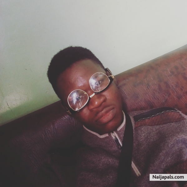#newwave #cosmomusic - click for next photo
