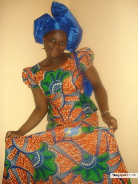African in DOMINICA - click for next photo