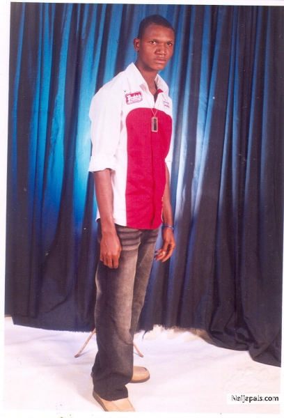 DELE JOHN - click for next photo